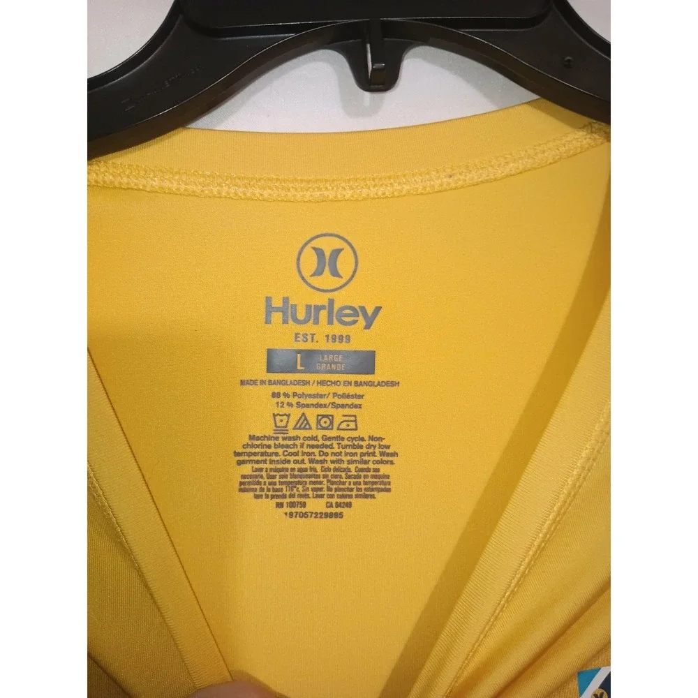 Hurley Yellow Extra Long Graphic Rash Guard Athletic Crew Neck Shirt Sz XL